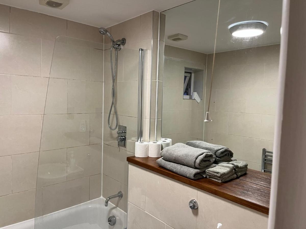 Three Bedroom House In Tooting By Star Apartments 伦敦 外观 照片