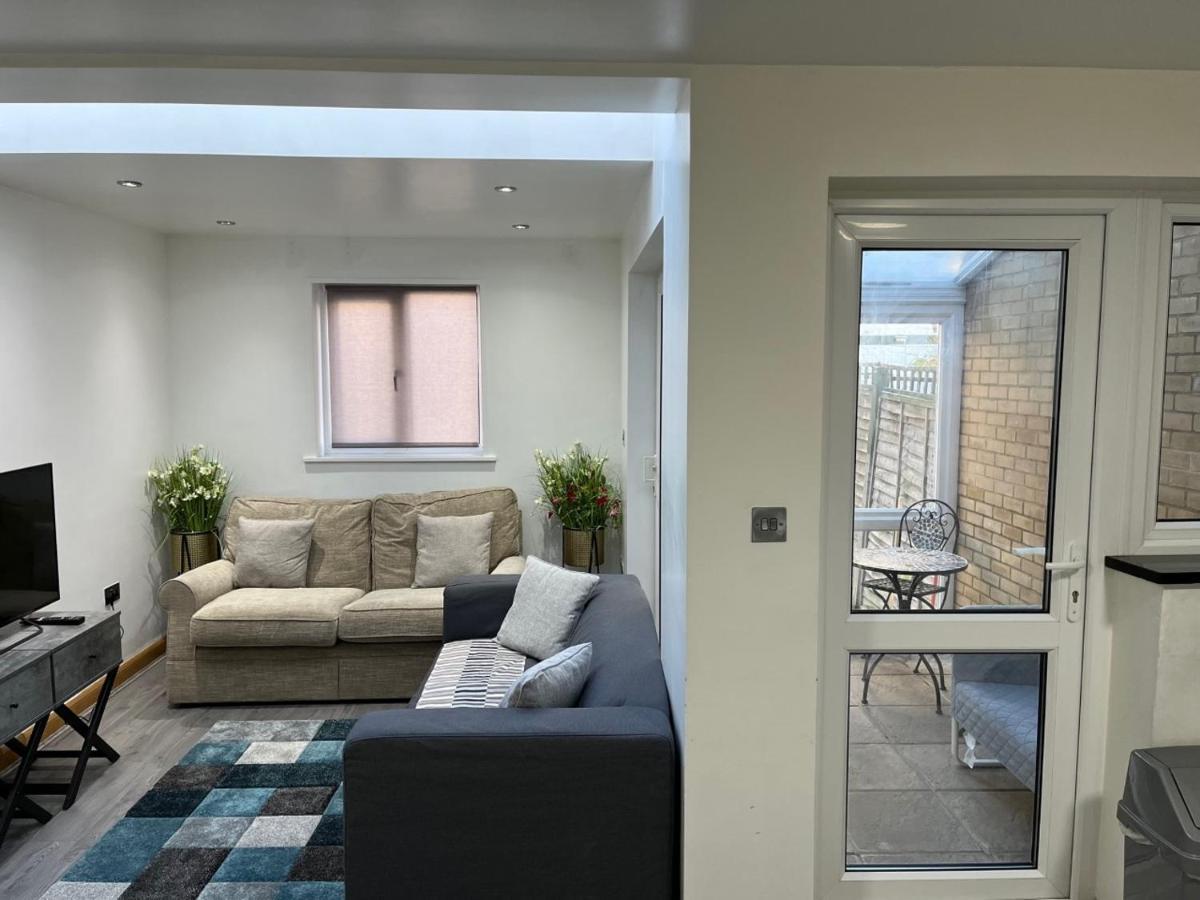 Three Bedroom House In Tooting By Star Apartments 伦敦 外观 照片